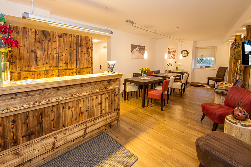 Reception - Living Hotel, Zell am See